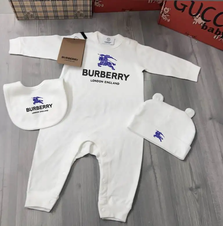 Burberry sz52 66 73 80 85 90  (2)
